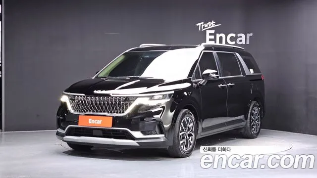 Kia Canival 2022 — photo 1
