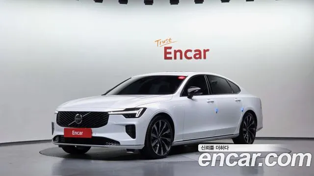 Volvo S90 2026 — photo 1