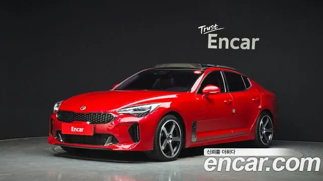 Kia Stinger 2018 — photo 1