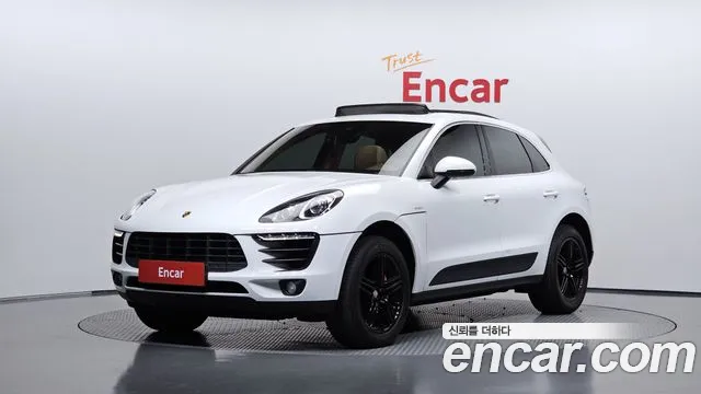 Porsche Macan 2017 — photo 1