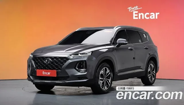 Hyundai Santafe 2019 — photo 1