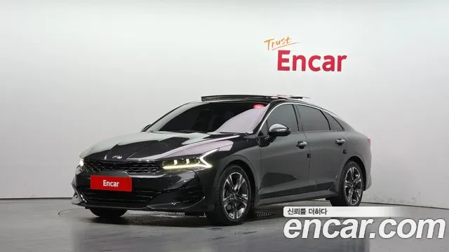 Kia K5 2020 — photo 1