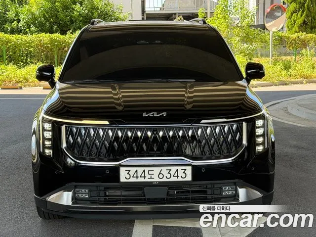 Kia Canival 2025 — photo 1