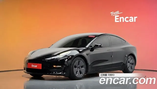 Tesla Model 3 2022 — photo 1