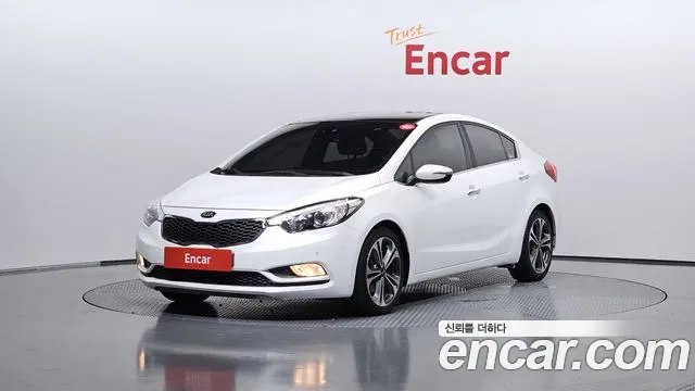 Kia K3 2015 — photo 1