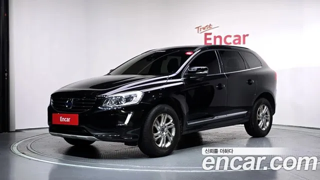 Volvo XC60 2017 — photo 1