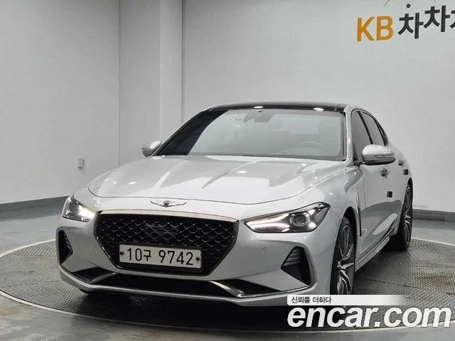 Genesis G70 2018 — photo 1