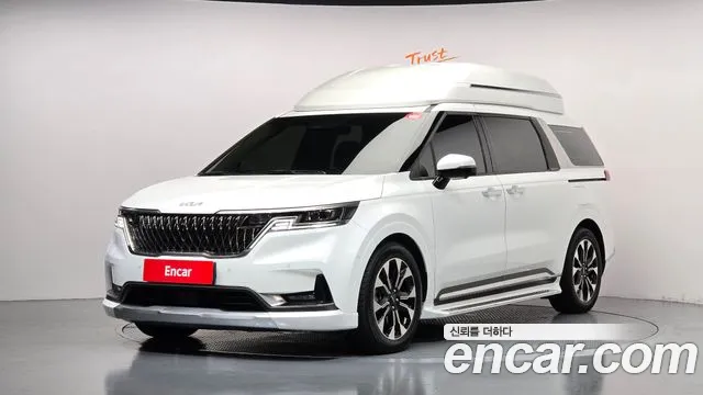 Kia Canival 2022 — photo 1