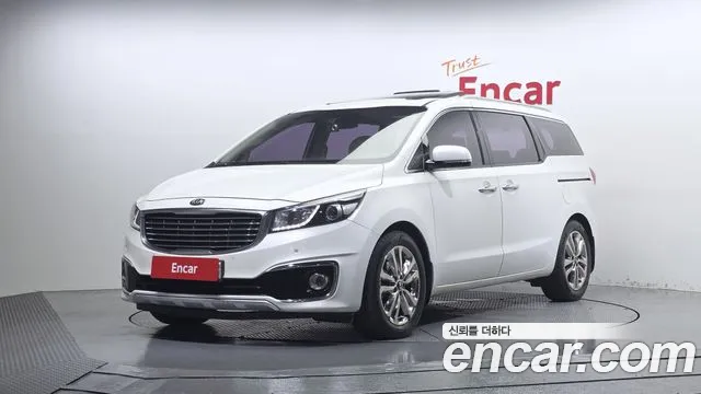 Kia Canival 2015 — photo 1