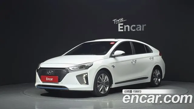 Hyundai Ioniq 2016 — photo 1