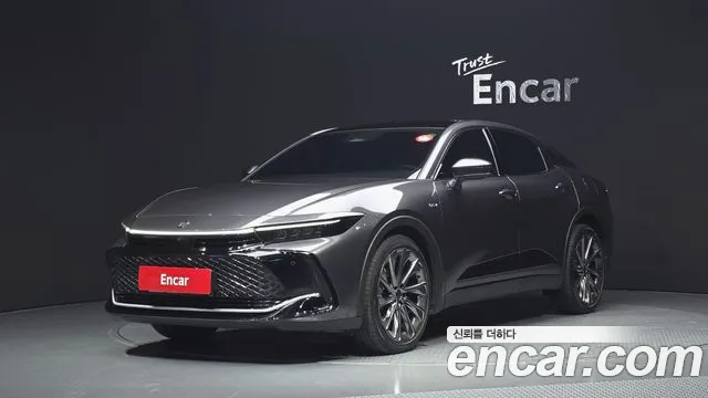 Toyota Crown 2024 — photo 1