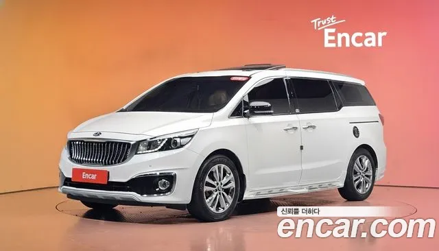 Kia Canival 2017 — photo 1