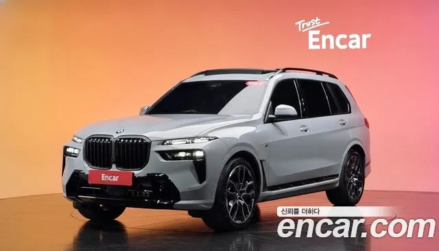 BMW X7 2026 — photo 1