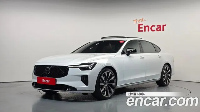 Volvo S90 2026 — photo 1