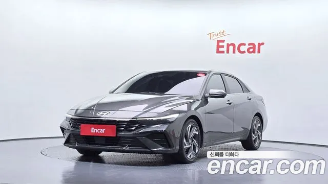 Hyundai AVANTE 2024 — photo 1