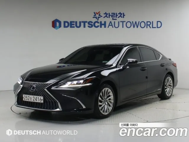 Lexus ES 2021 — photo 1
