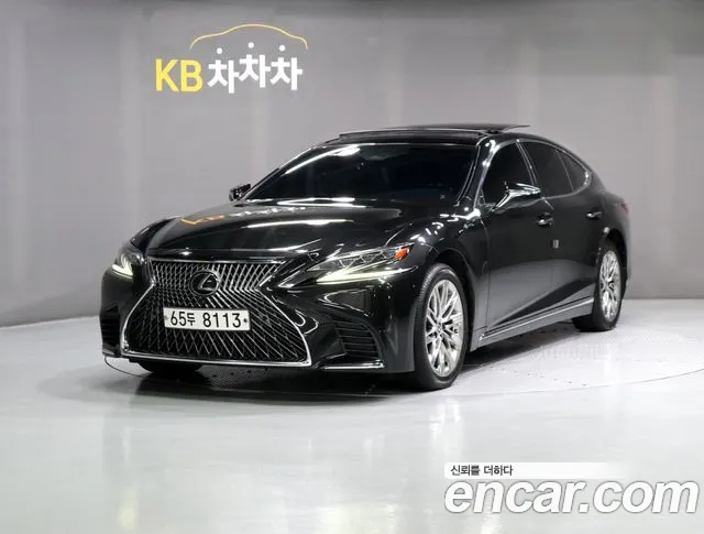 Lexus LS 2018 — photo 1
