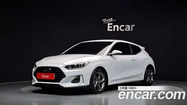 Hyundai Veloster 2020 — photo 1