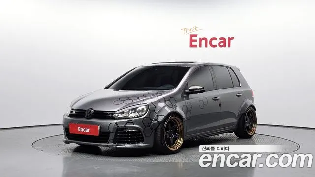 Volkswagen Golf 2011 — photo 1