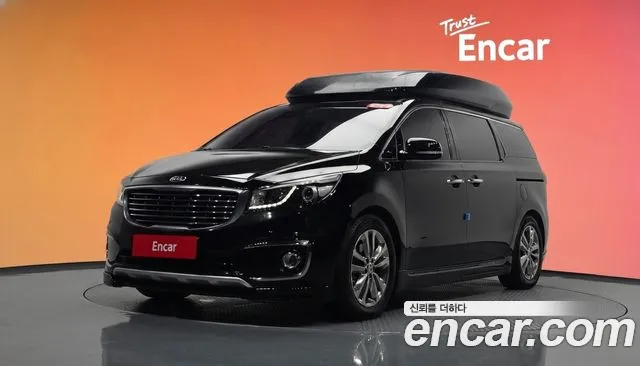 Kia Canival 2017 — photo 1