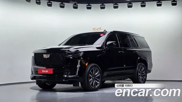 Cadillac Escalade 2022 — photo 1
