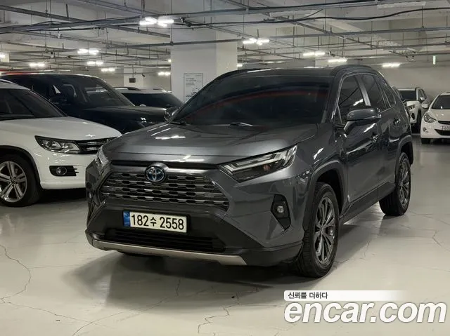 Toyota RAV4 2022 — photo 1