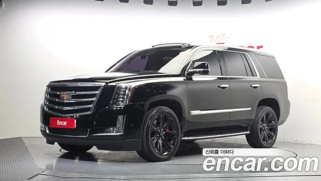 Cadillac Escalade 2017 — photo 1