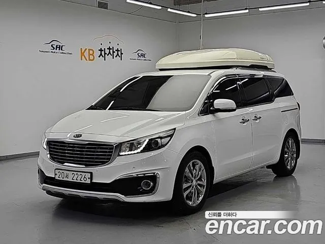 Kia Canival 2017 — photo 1