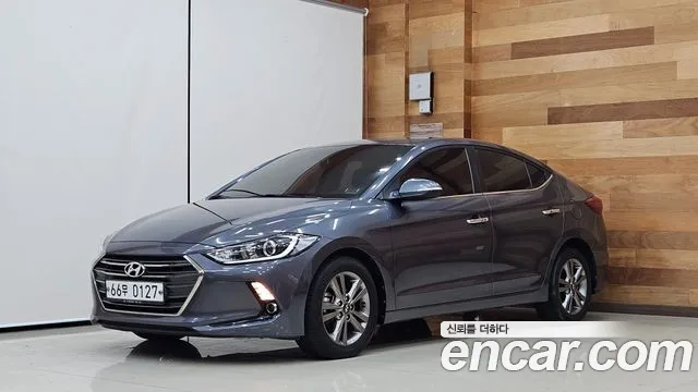 Hyundai AVANTE 2016 — photo 1