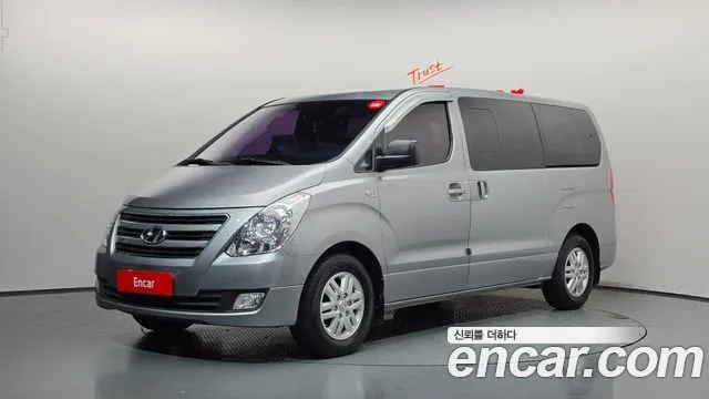 Hyundai Starex 2016 — photo 1