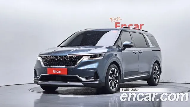 Kia Canival 2021 — photo 1