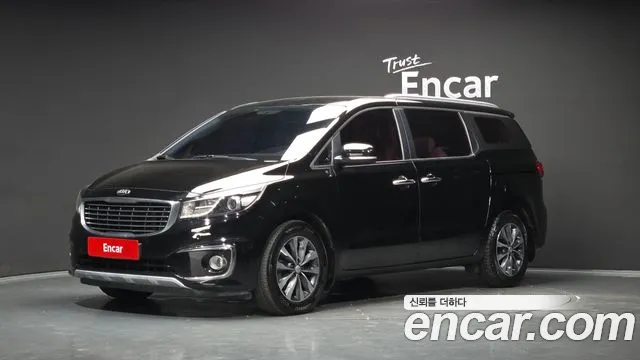 Kia Canival 2018 — photo 1