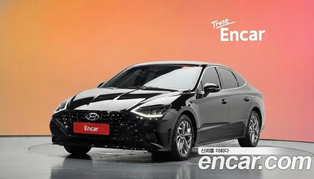 Hyundai Sonata 2022 — photo 1