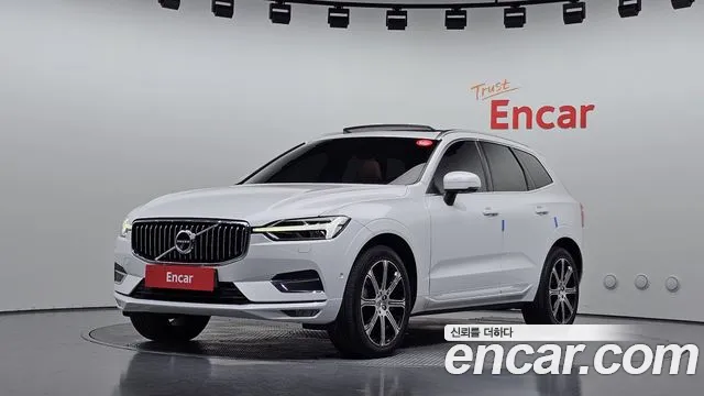 Volvo XC60 2018 — photo 1