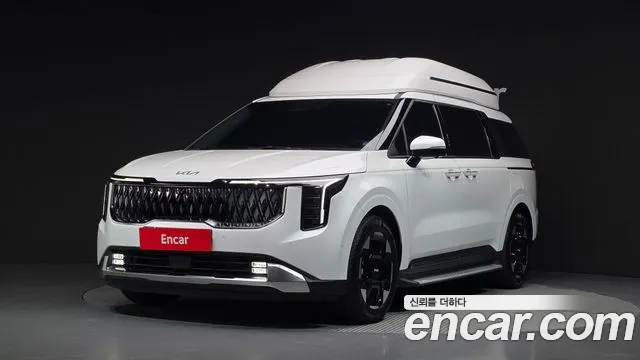 Kia Canival 2025 — photo 1