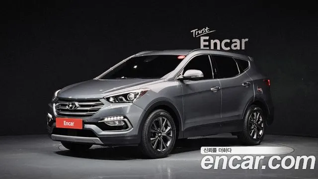 Hyundai Santafe 2018 — photo 1
