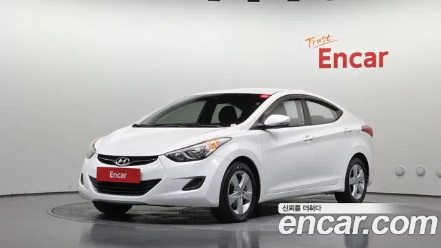 Hyundai AVANTE 2012 — photo 1