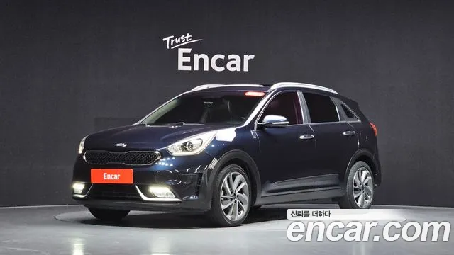 Kia Niro 2018 — photo 1