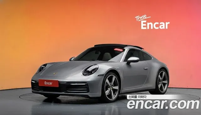 Porsche 911 2022 — photo 1