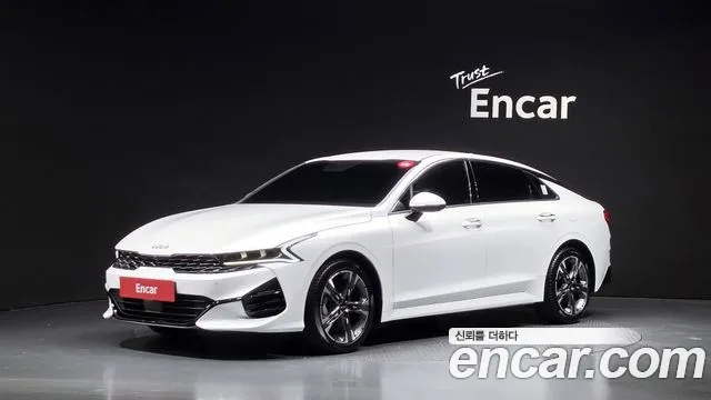 Kia K5 2023 — photo 1