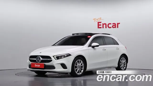 Mercedes-Benz A-Class 2019 — photo 1