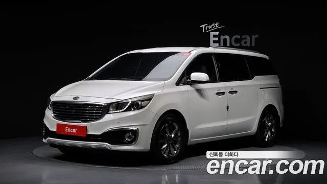 Kia Canival 2015 — photo 1