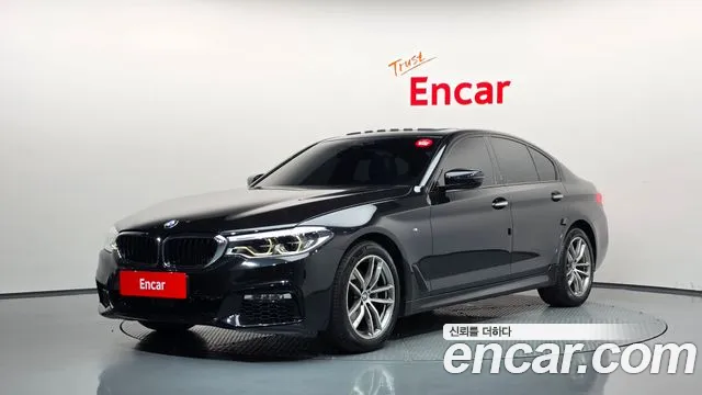 BMW 5-Series 2017 — photo 1