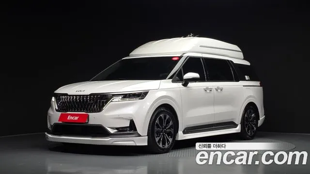 Kia Canival 2022 — photo 1
