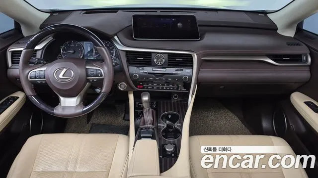 Lexus RX 2018 — photo 1