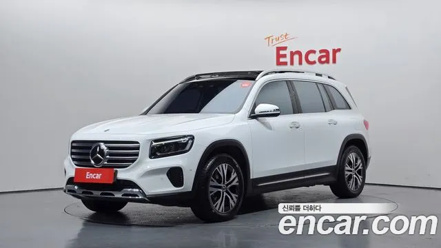 Mercedes-Benz GLB-Class 2024 — photo 1