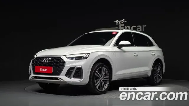 Audi Q5 2021 — photo 1