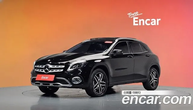 Mercedes-Benz GLA-Class 2018 — photo 1