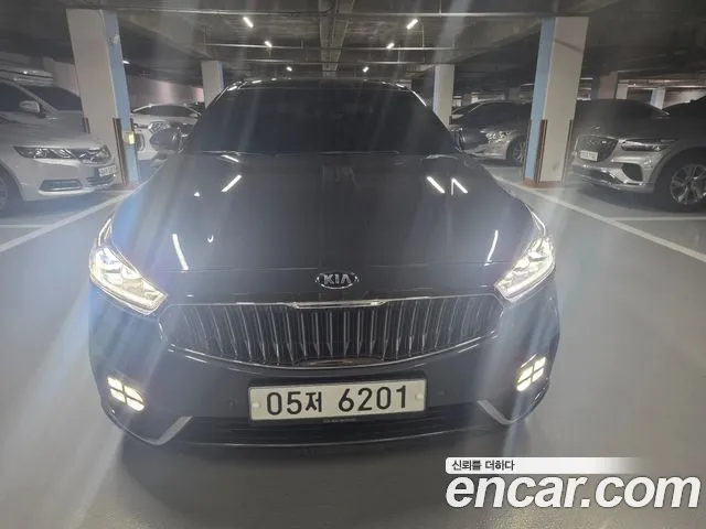 Kia K7 2017 — photo 1