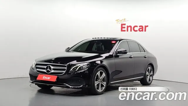 Mercedes-Benz E-Class 2019 — photo 1